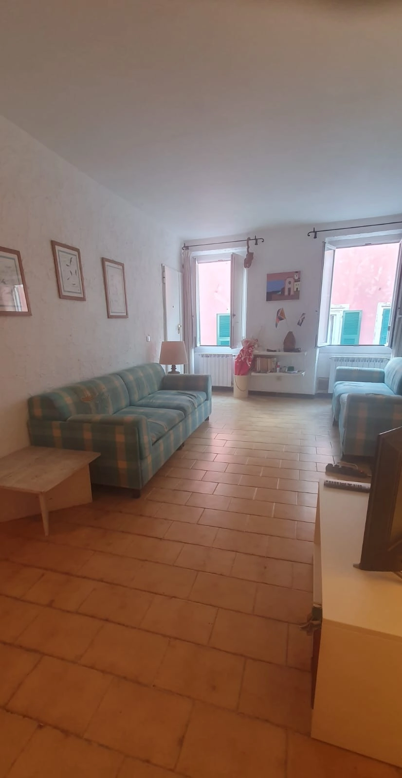centro-storico-ampio-bilocale-con-box-celle-ligure Ampio bilocale con box – Centro storico Celle Ligure